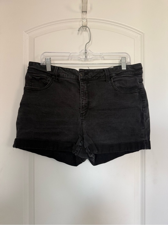 Time and Tru Pants - Time and Tru Black Washed Denim Cuffed Shorts